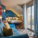 Mercure Paris Butte Montmartre Basilique