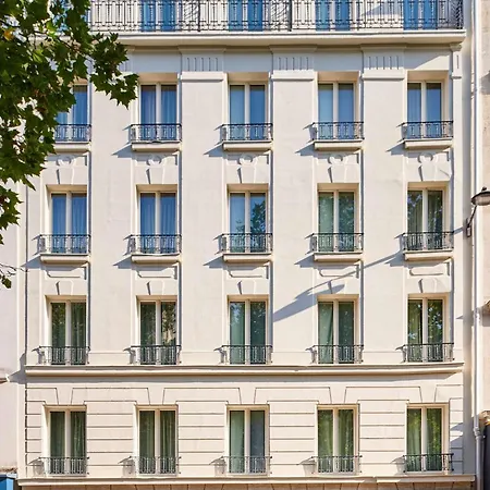 Hotel Mercure Butte Montmartre Basilique 4*