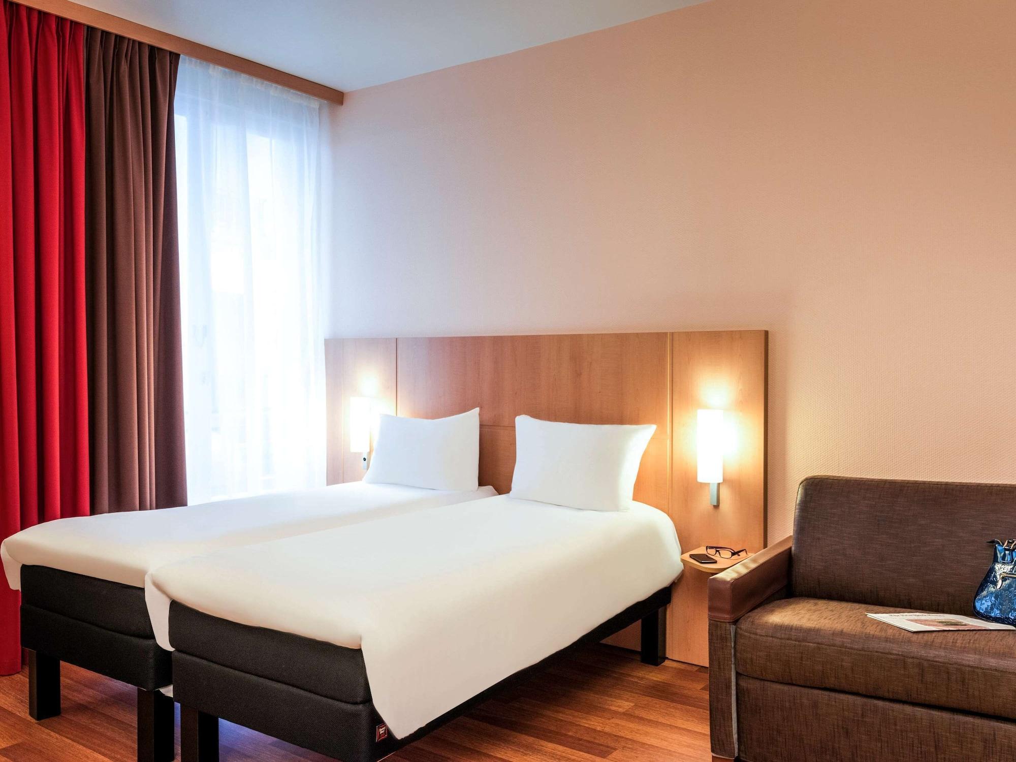 Hotel Mercure Butte Montmartre Basilique Paris