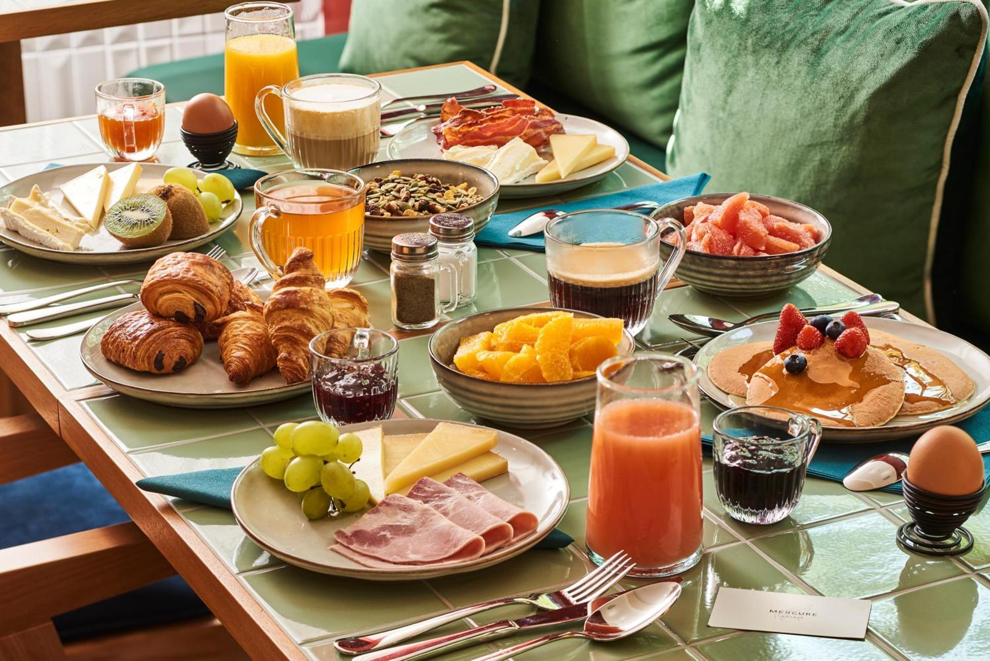 Hotel Mercure Butte Montmartre Basilique 4*