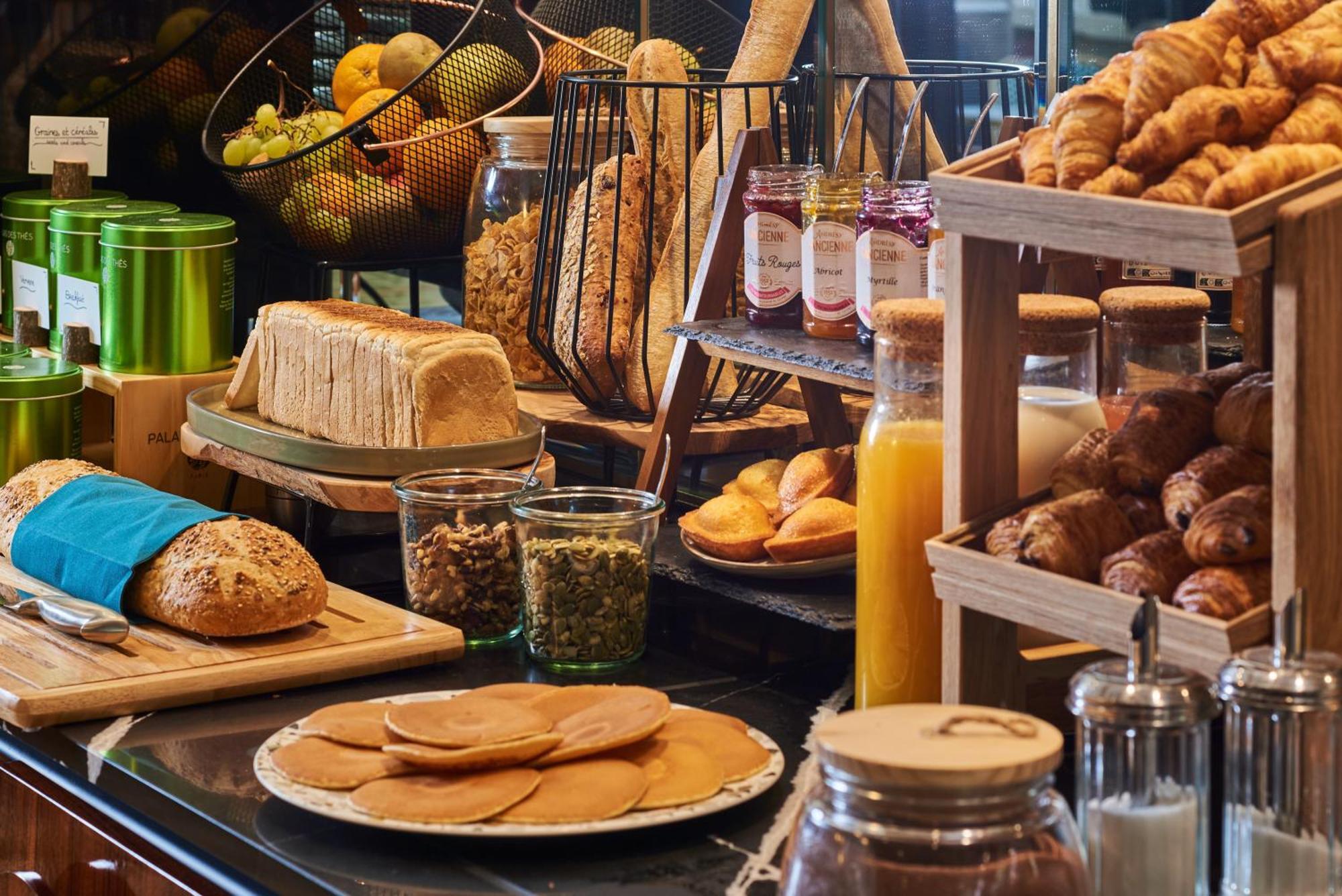 Mercure Butte Montmartre Basilique Hotel Paris