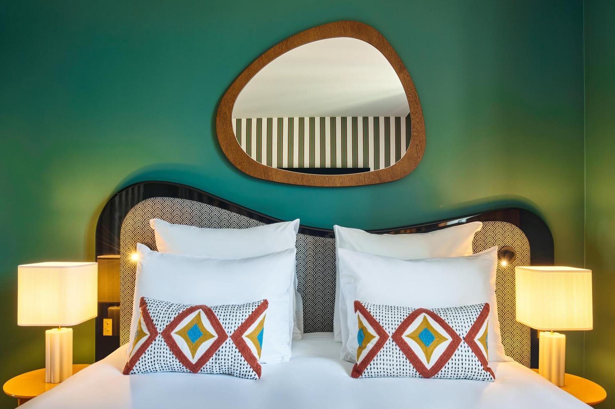 Hotel Mercure Butte Montmartre Basilique Paris