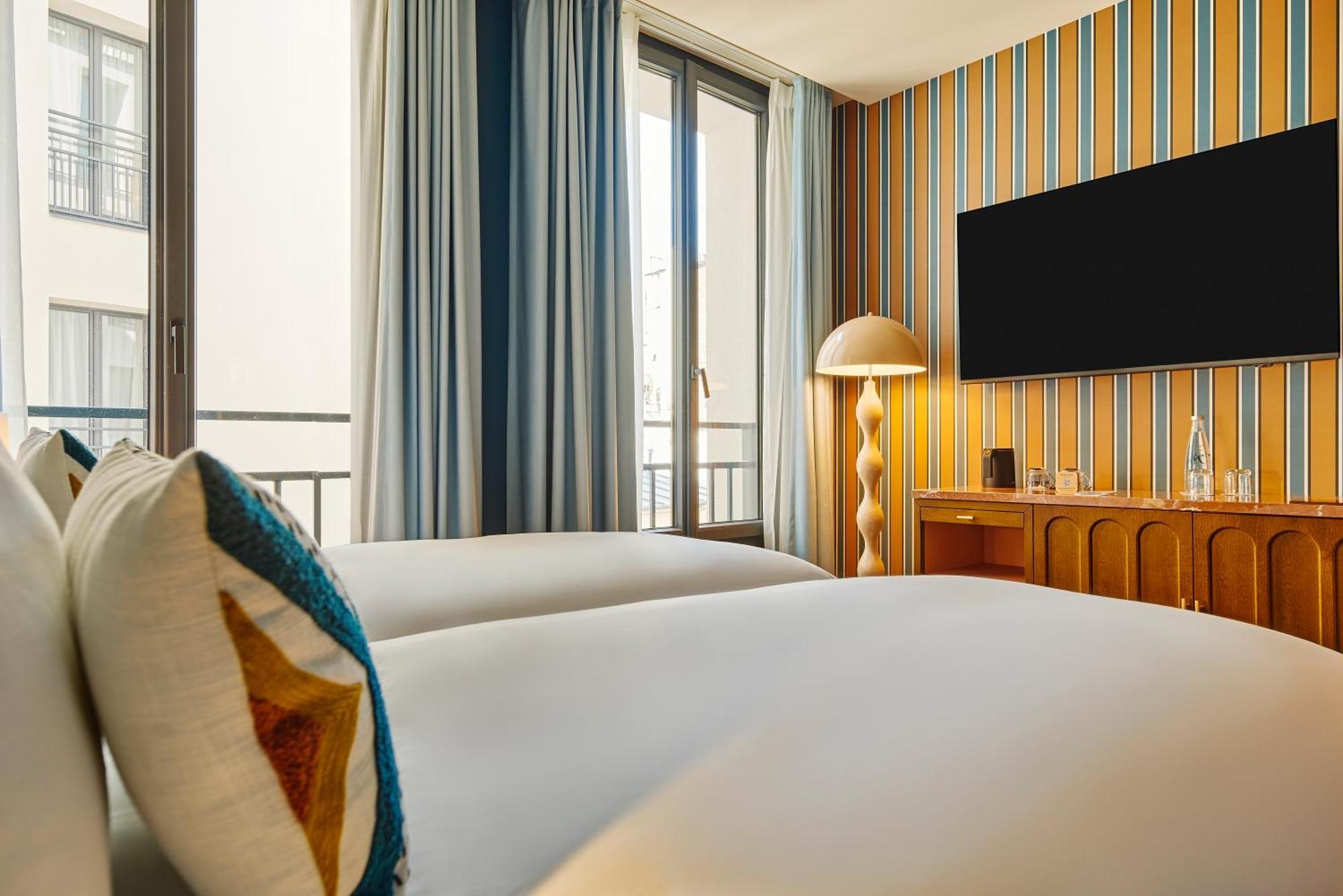 Mercure Butte Montmartre Basilique Hotel 4*