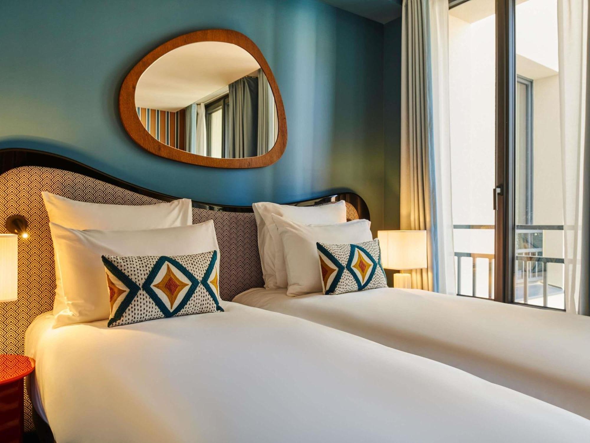 Hotel Mercure Butte Montmartre Basilique 4*