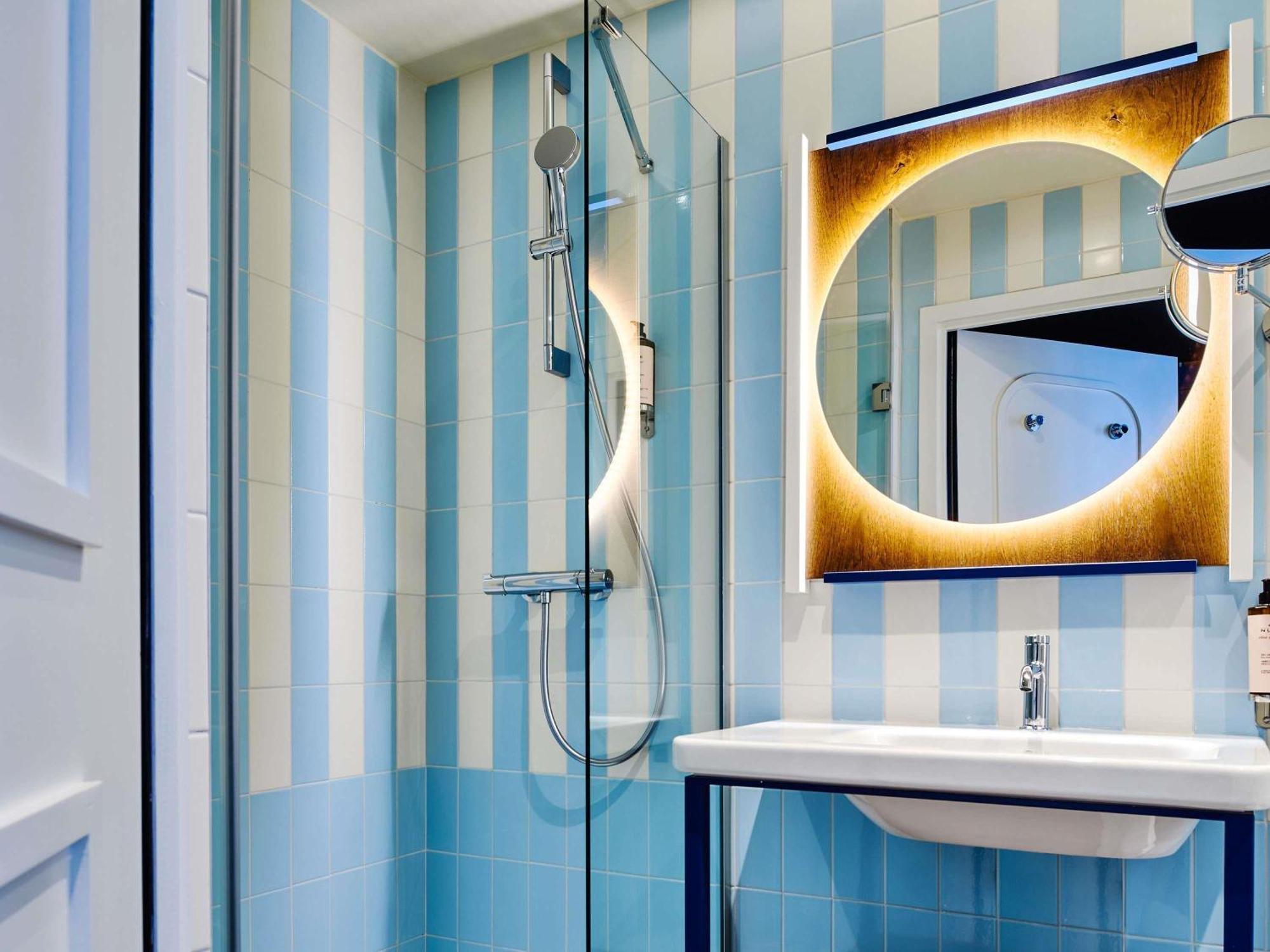 Hotel Mercure Butte Montmartre Basilique