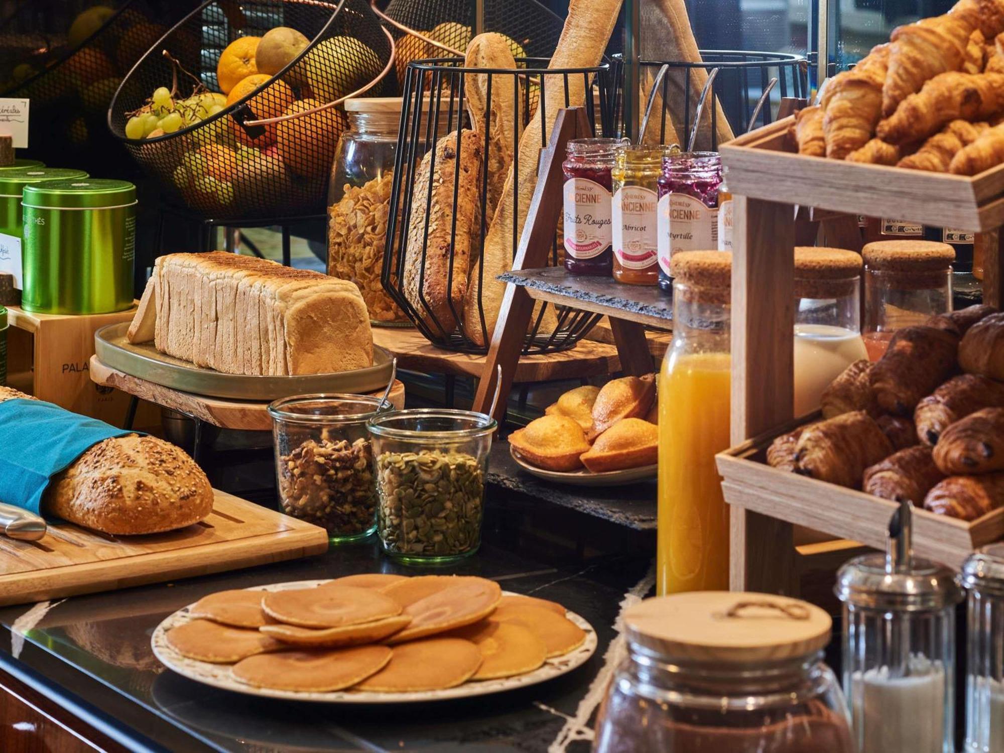 Hotel Mercure Butte Montmartre Basilique