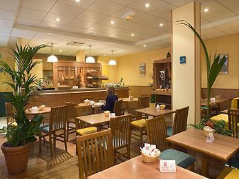 Mercure Butte Montmartre Basilique Hotel Paris